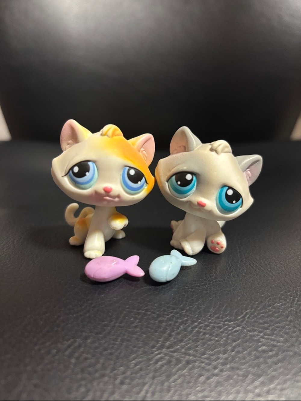 Littlest Pet Shop LPS #52 & #53 Tabby Cat Kitten Pet Pairs with Fish